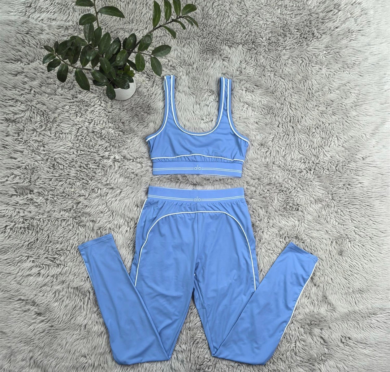 ALO Workout Set (PREORDER)