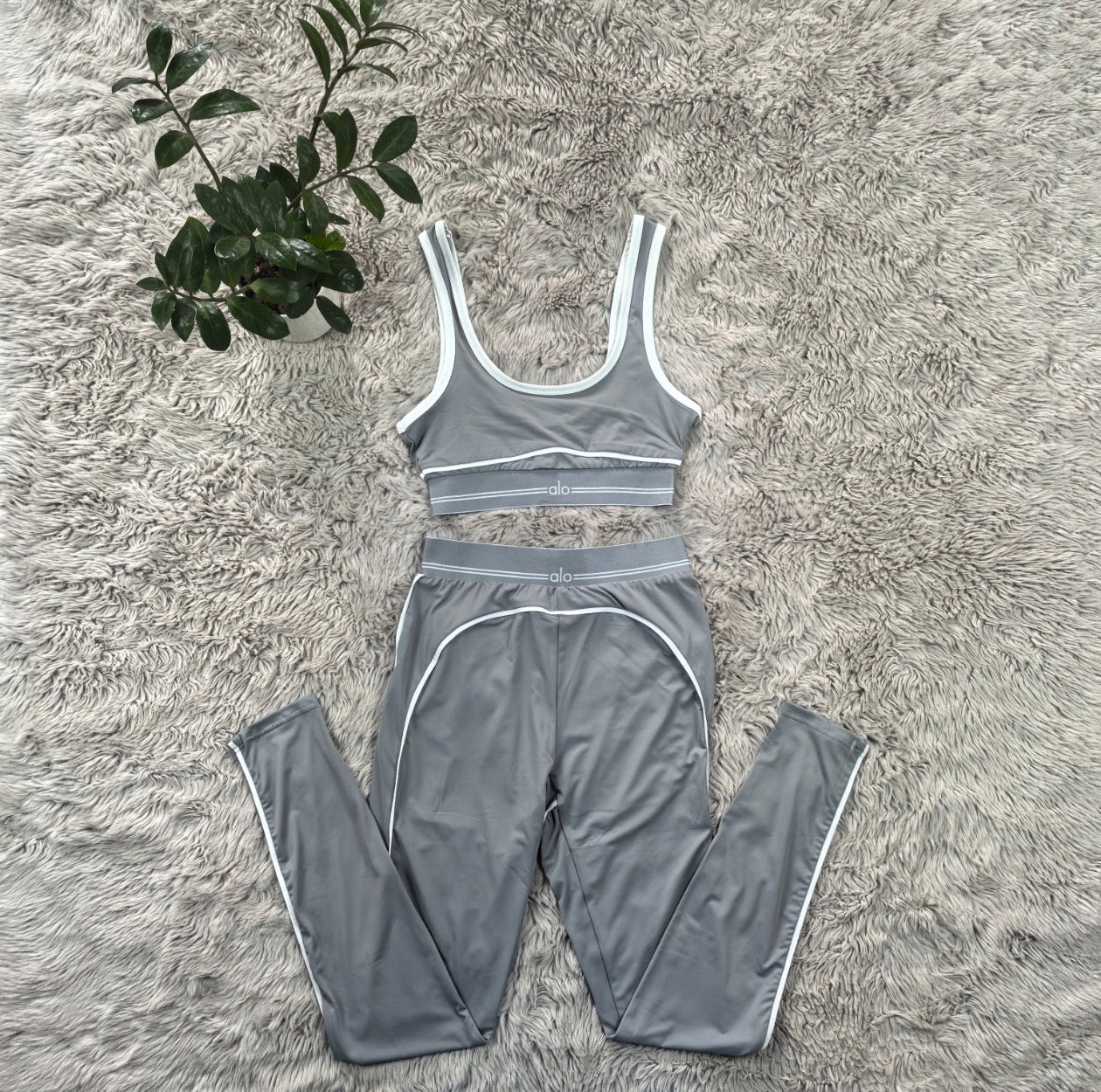 ALO Workout Set (PREORDER)